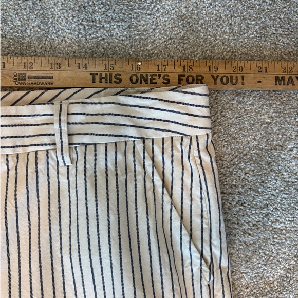 Cabi Tick Tock Cream Pinstripe Cropped Trouser Midrise Women's 16 - Picture 6 of 11